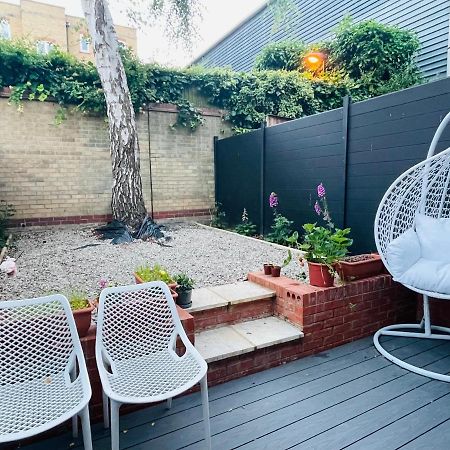 Riverside Premium En Suite Double Room E14 London Bagian luar foto